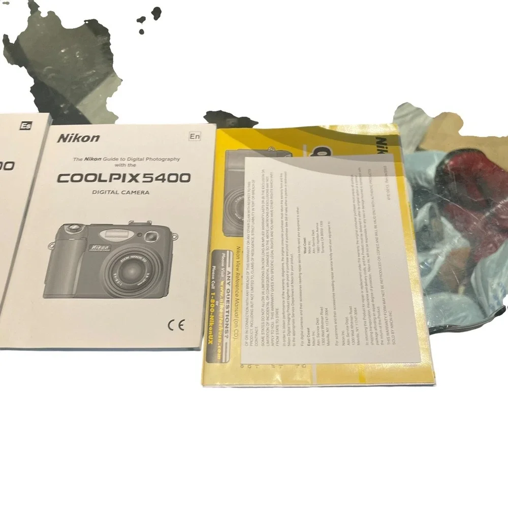 Nikon COOLPIX 5400 5.1MP Digital Camera - Black (battery not Charging)‎